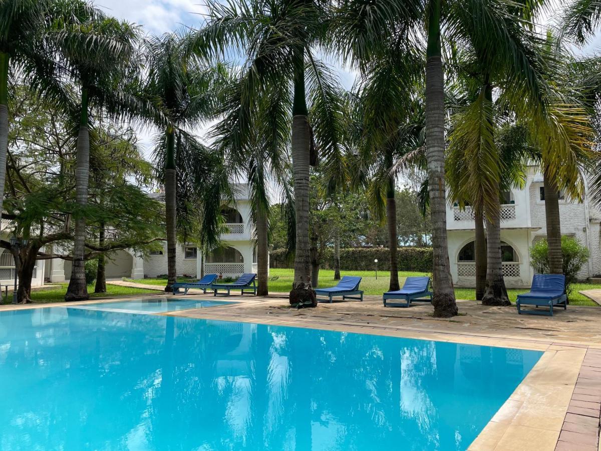 Royal Palms Apartment A4 Mombasa Exterior foto